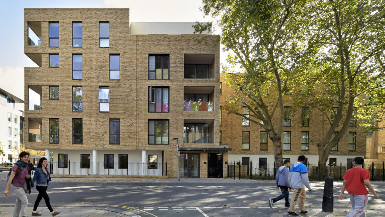 The design of a residential building on a sensitive brownfield site to the rear of Westminster Kingsway College in London